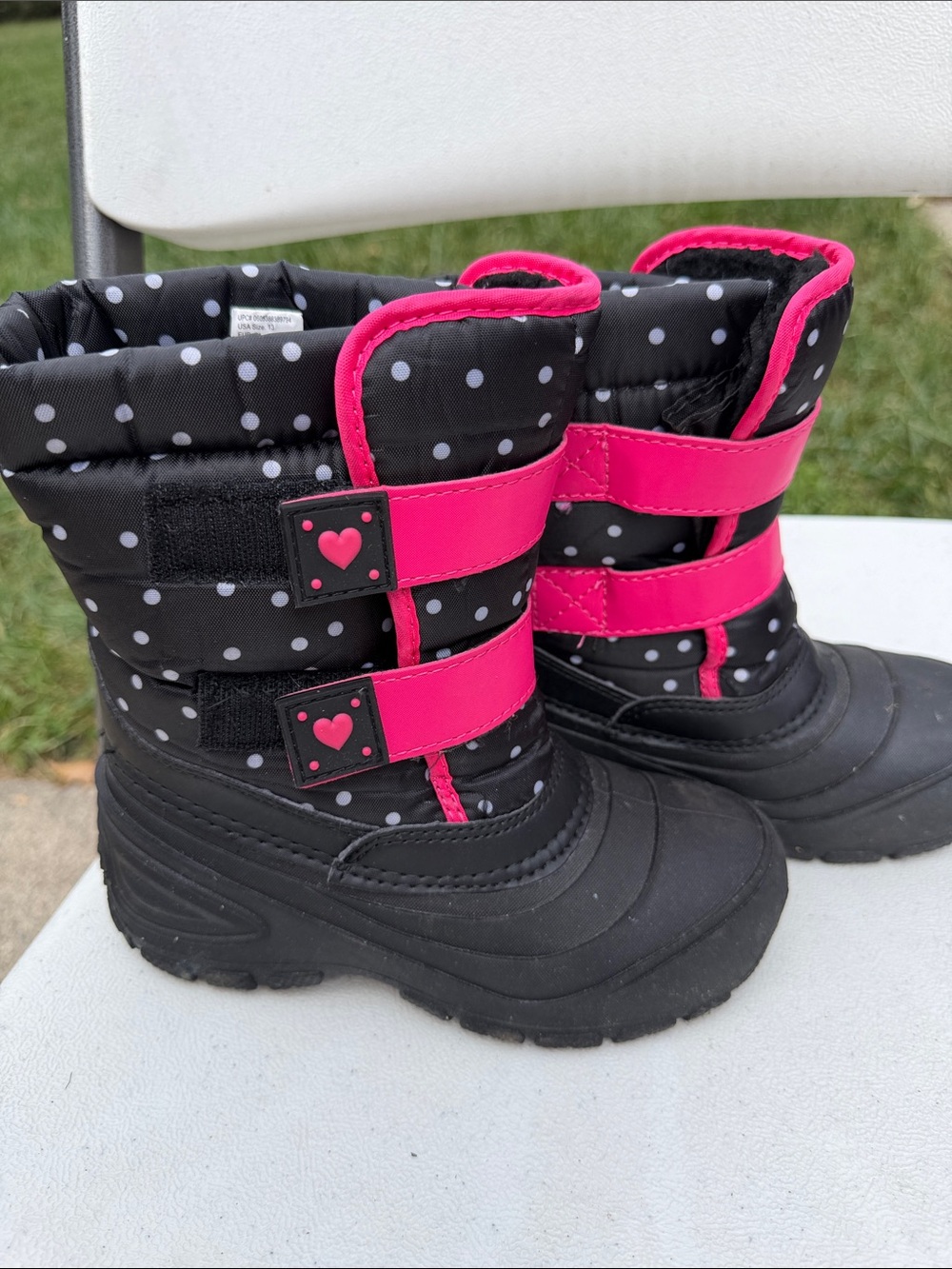 wonder nation Black and Hot Pink Polka Dot Kids Snow Boots